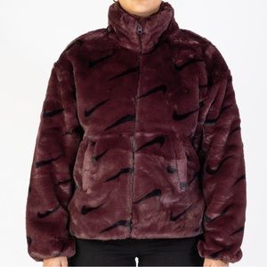 Nike Sportswear Plush Printed Faux Fur Jacket